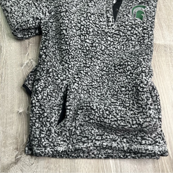 Michigan State Spartans Sherpa 1/4 zip Sweater - Picture 11 of 11